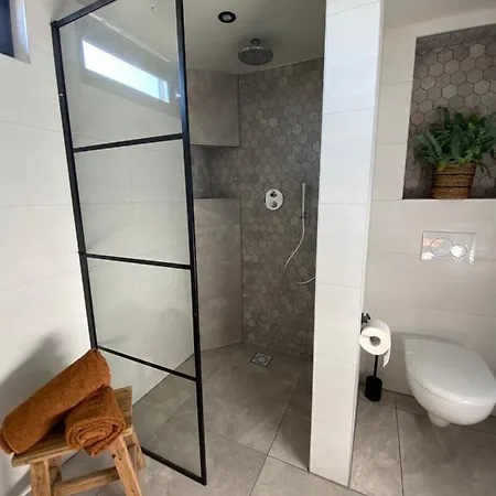 Nocleg ze śniadaniem Domestico 3*