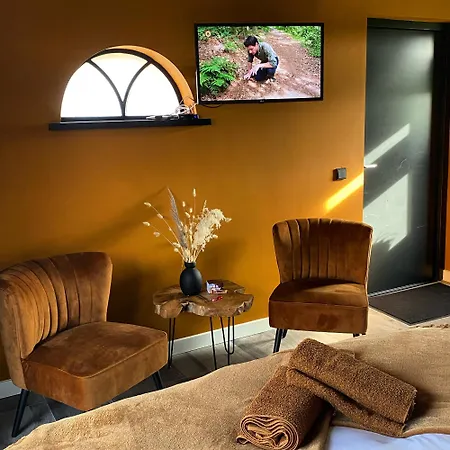 Domestico Couette-café Lage Mierde