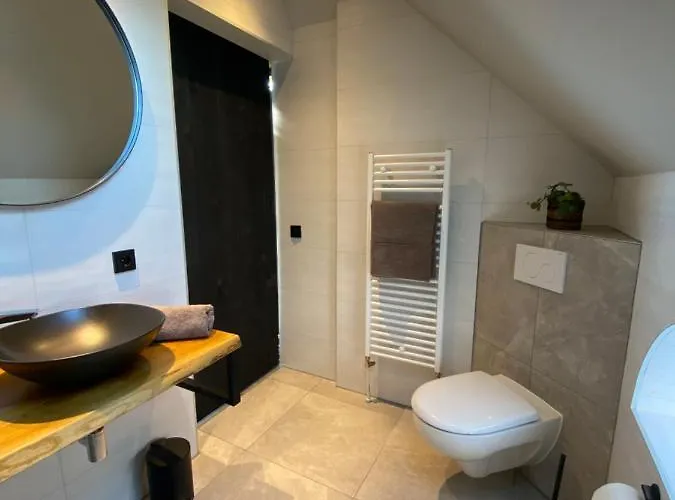 Domestico 3* Lage Mierde