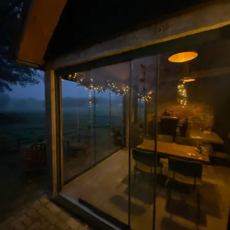 Domestico Bed & Breakfast 3*